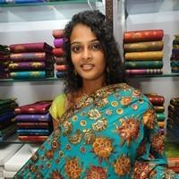 Sonia Deepti inaugurates silk showroom - Pictures | Picture 96949